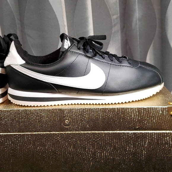 nike cortez mens 11.5